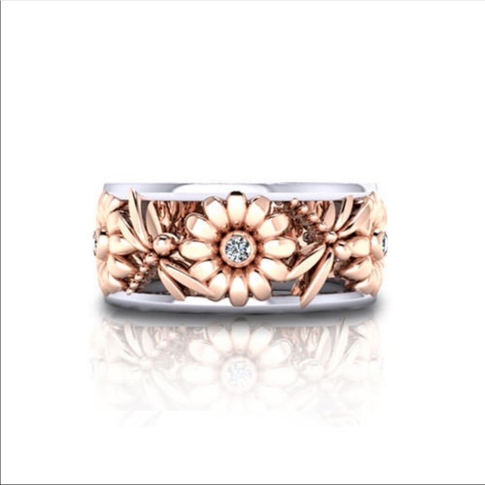 NWT Daisy’s and Dragonflies Infinity Ring
